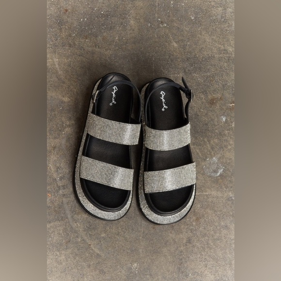 Qupid  Shine On Platform Rhinestone Slingback Sandal - Picture 5 of 7